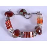 AN ANTIQUE SCOTTISH SILVER AND AGATE BRACELET. 21 cm long.