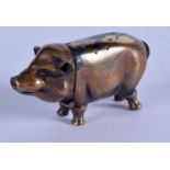 A NOVELTY BRASS PIGGY VESTA CASE. 5.5 cm wide.