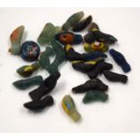 OLD GLASS BEADS. (qty)