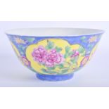 A CHINESE FAMILLE ROSE PORCELAIN BOWL 20th Century. 14 cm wide.