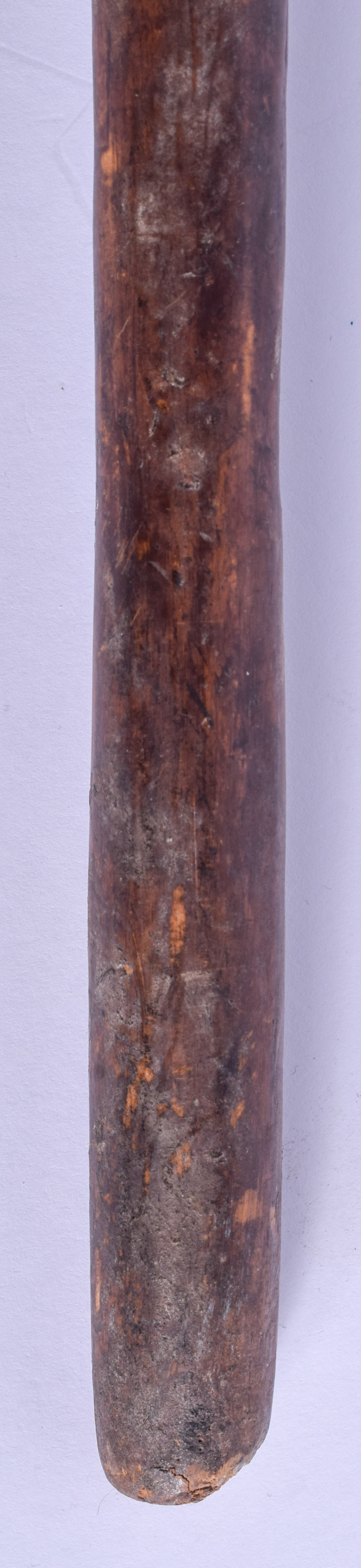 A 19TH CENTURY TRIBAL CARVED HARDWOOD KNOBKERRIE probably Polynesian. 72 cm long. - Image 4 of 5