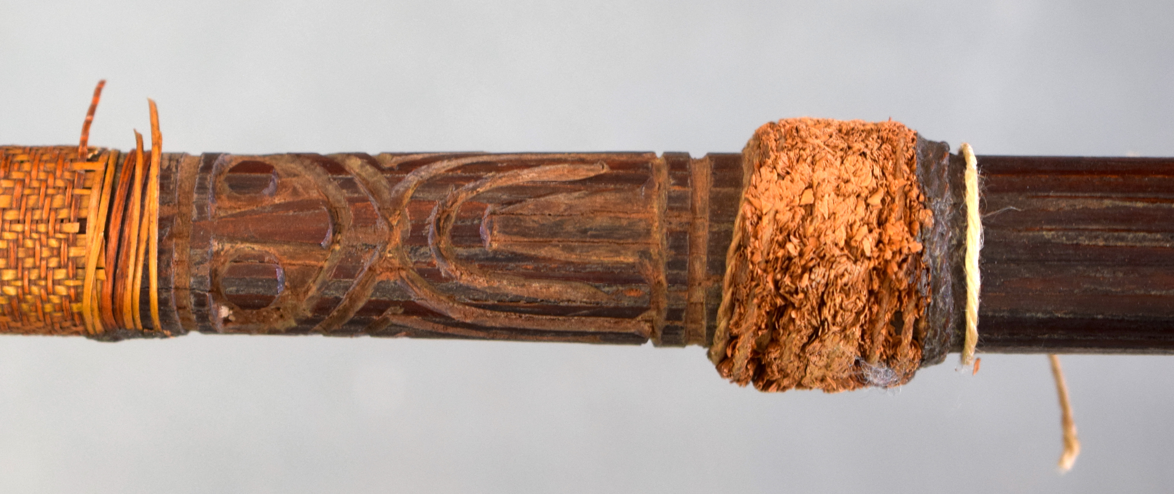 AN EARLY 20TH CENTURY POLYNESIAN TRIBAL SPEAR possibly Papua New Guinea, together with two other tri - Image 8 of 9