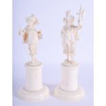 A PAIR OF 19TH CENTURY EUROPEAN CARVED IVORY CAVALIERS modelled upon pedestal bases. 20.5 cm high.