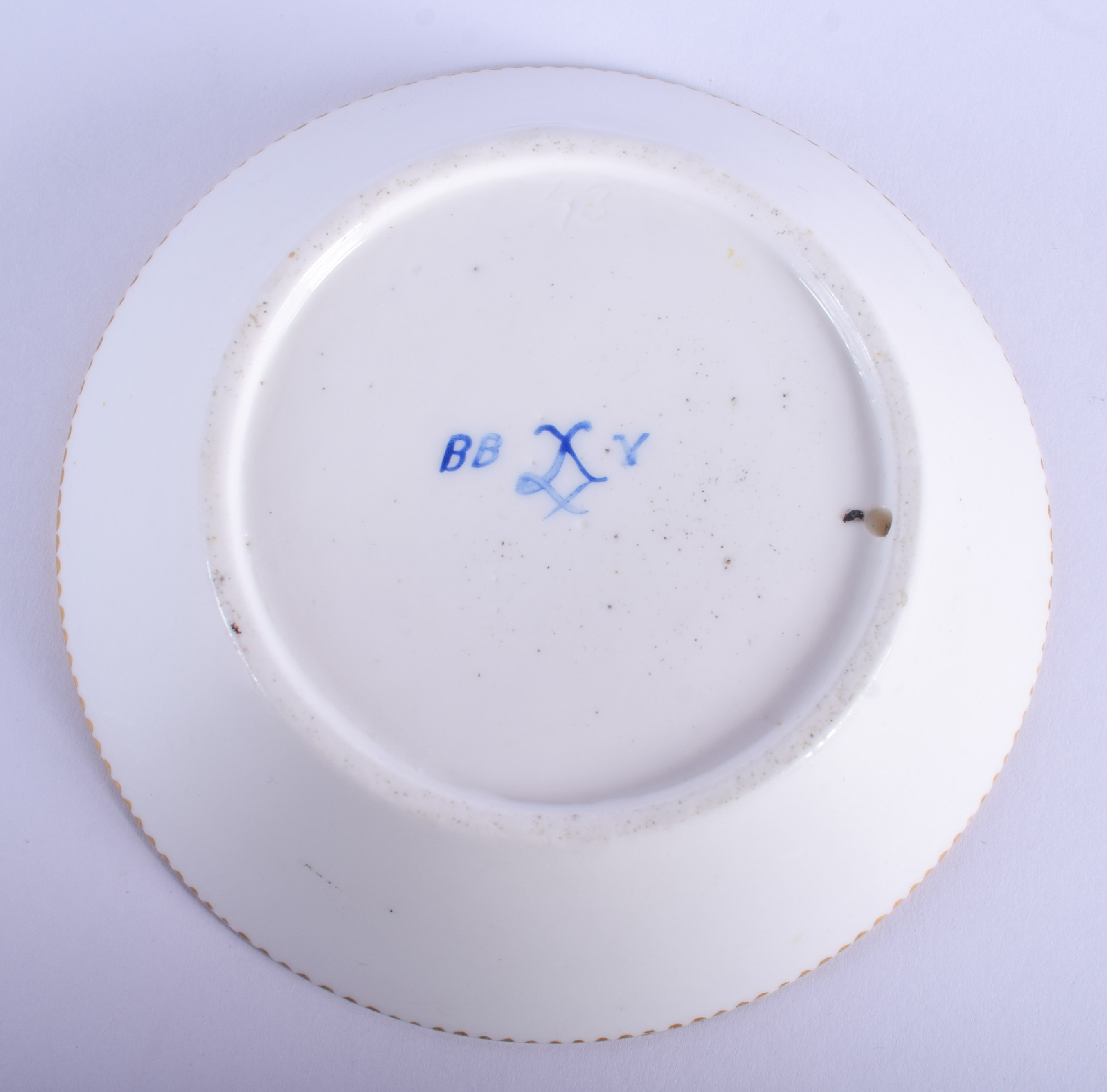 AN 18TH CENTURY SEVRES PORCELAIN SAUCER painted with roses. 12 cm wide. - Image 2 of 2