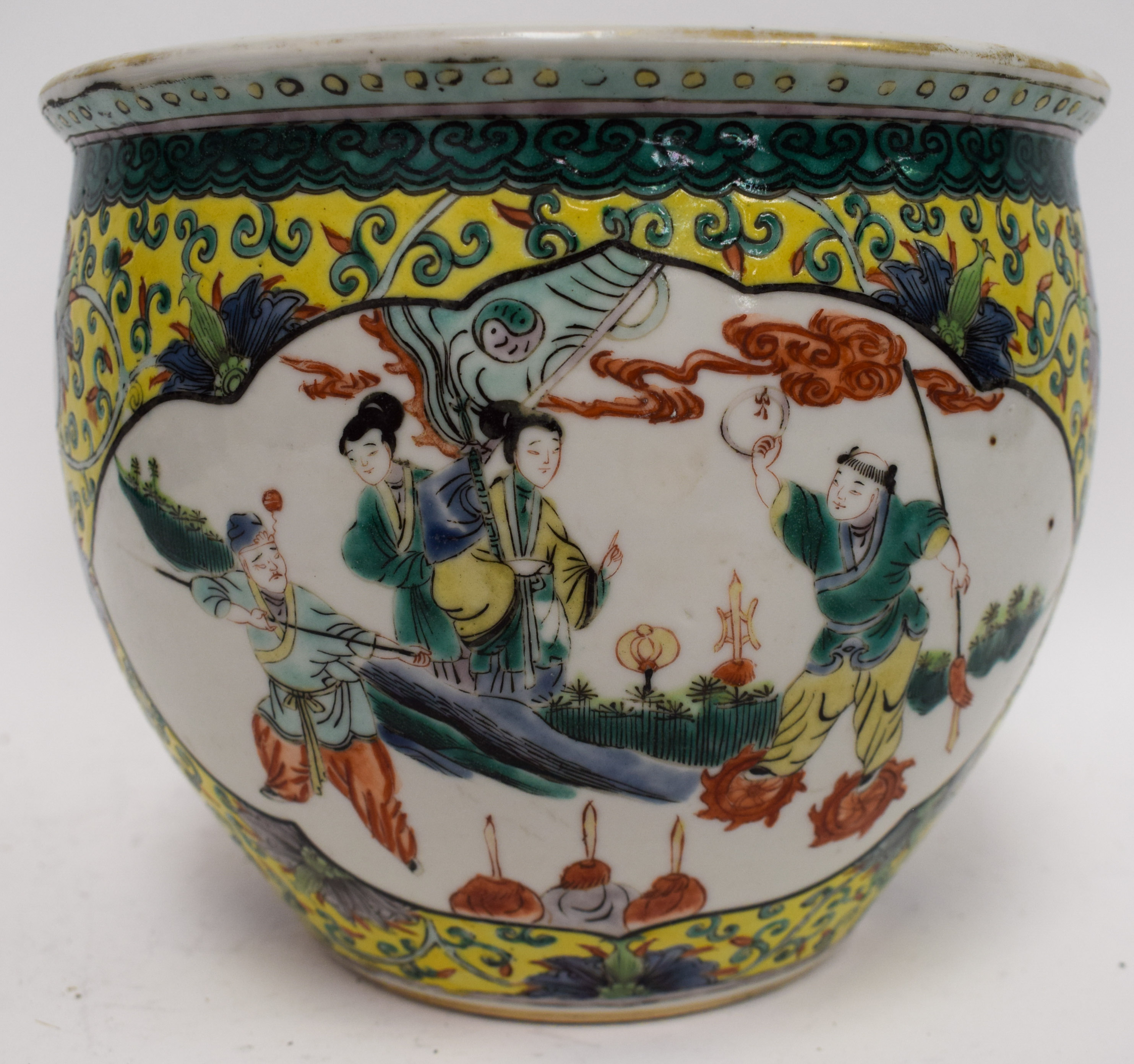 A 19TH CENTURY CHINESE PORCELAIN FAMILLE JAUNE CIRCULAR FISH BOWL of unusual proportions, painted wi - Image 8 of 15