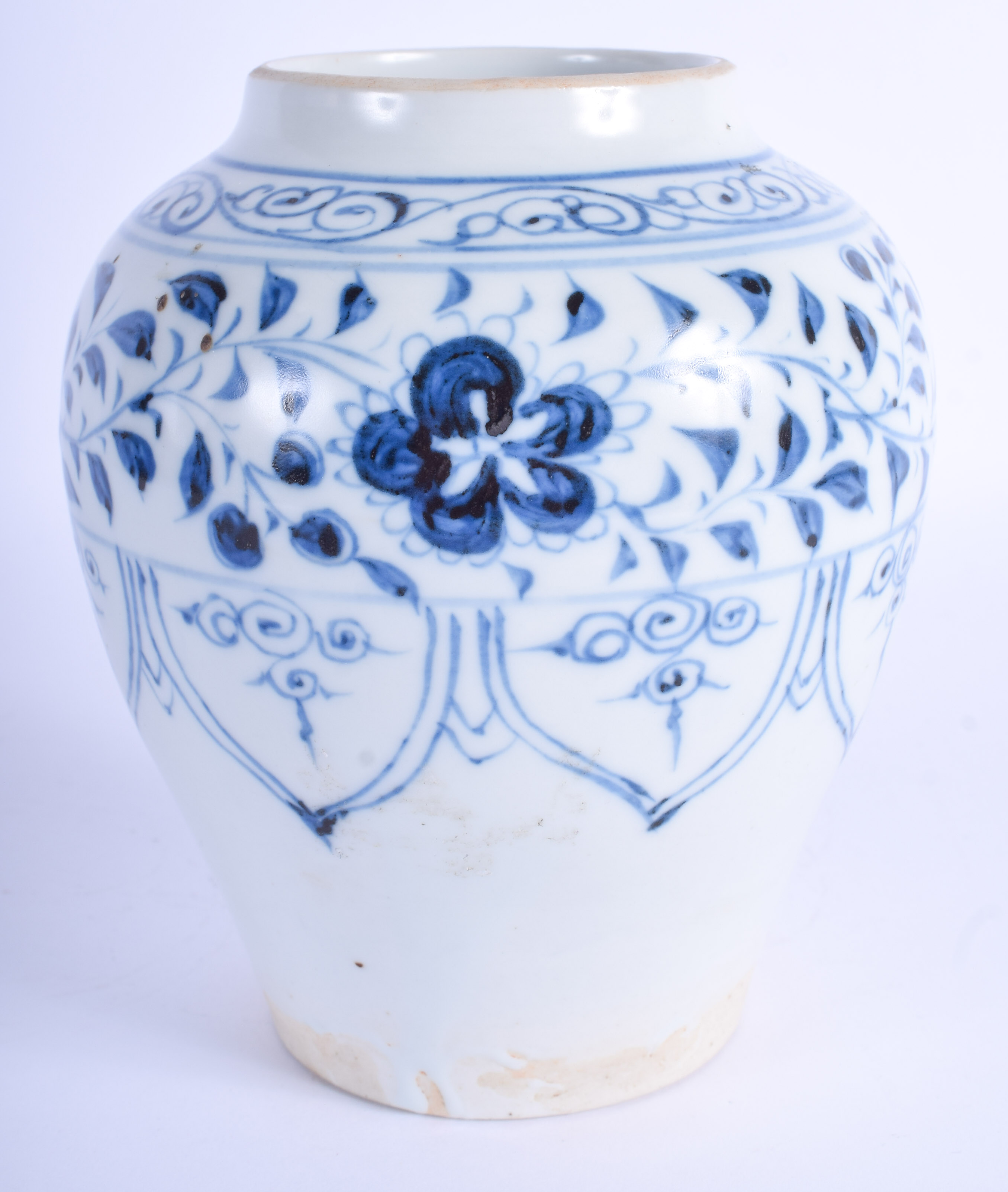 A VERY RARE EARLY CHINESE BLUE AND WHITE PORCELAIN JAR possibly Yuan Dynasty (1279-1368), painted wi - Image 2 of 9