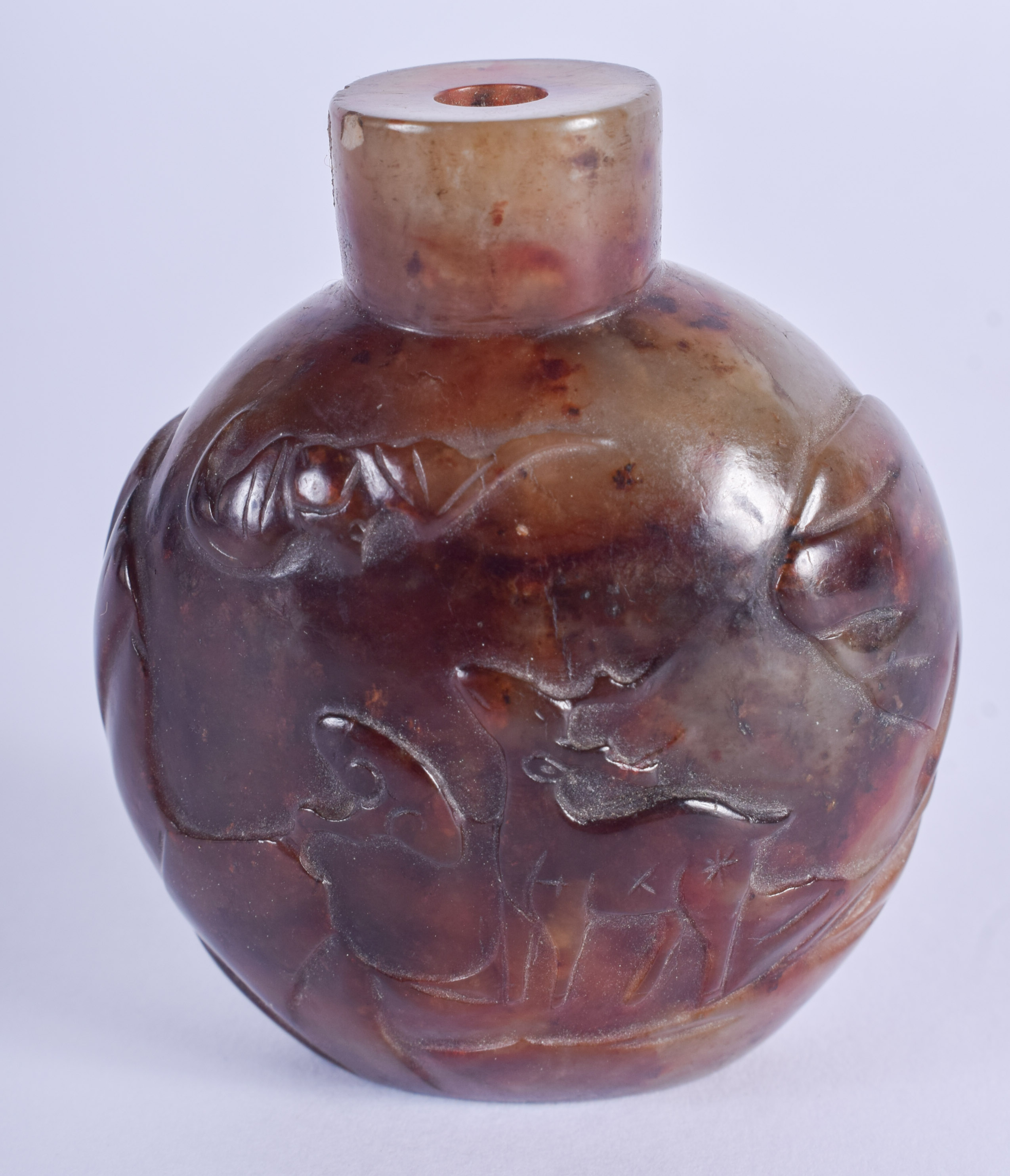 A 19TH CENTURY CHINESE CARVED RUSSET JADE SNUFF BOTTLE Qing. 5.75 cm x 4.5 cm. - Image 2 of 3