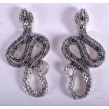 A PAIR OF SILVER SNAKE EARRINGS. 4 cm x 1.5 cm.