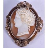 AN ANTIQUE CAMEO BROOCH. 4 cm x 5 cm.