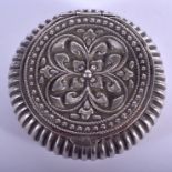 AN ANTIQUE INDIAN SILVER LIDDED BOX. 94 grams. 6.5 cm wide.
