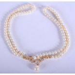 A VINTAGE 14CT GOLD AND PEARL NECKLACE. 44 cm long.