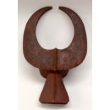 A TRIBAL CHAMBA MASK. Nigeria. 29cm x 10cm x 44cm