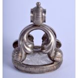 AN 18TH/19TH CENTURY CONTINENTAL SILVER SEAL. 4 cm x 2.75 cm.