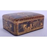 A FINE 19TH CENTURY JAPANESE MEIJI PERIOD MAKIE LACQUERED TORTOISESHELL BOX AND COVER decorated with