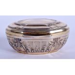 AN ANTIQUE FRENCH SILVER GILT SNUFF BOX. 5.5 cm x 3.5 cm.