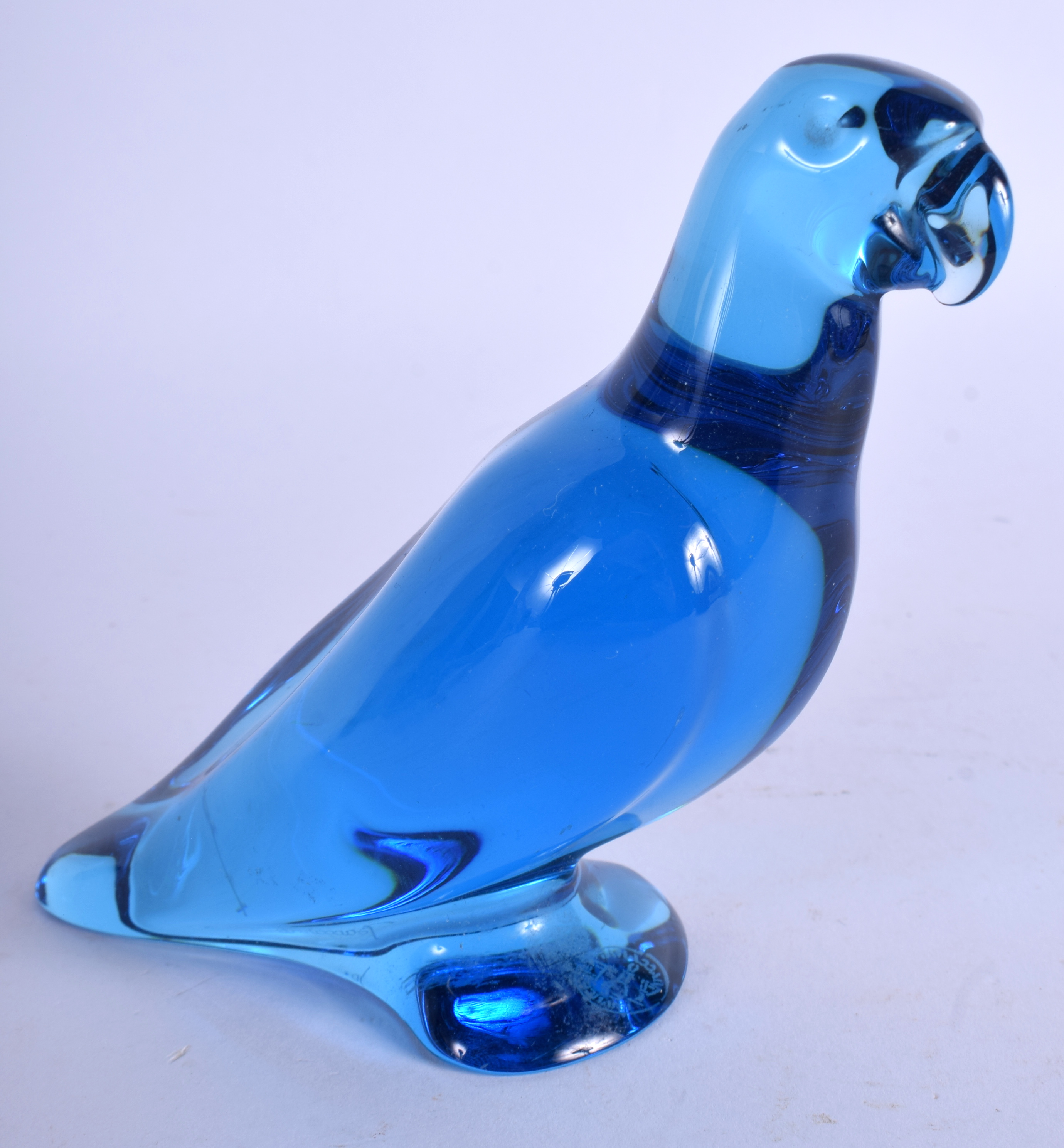 A BOXED BACCARAT GLASS BIRD. 11 cm x 8 cm.
