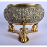 AN ANTIQUE INDIAN BRONZE BOWL ON STAND. 21 cm x 17 cm.