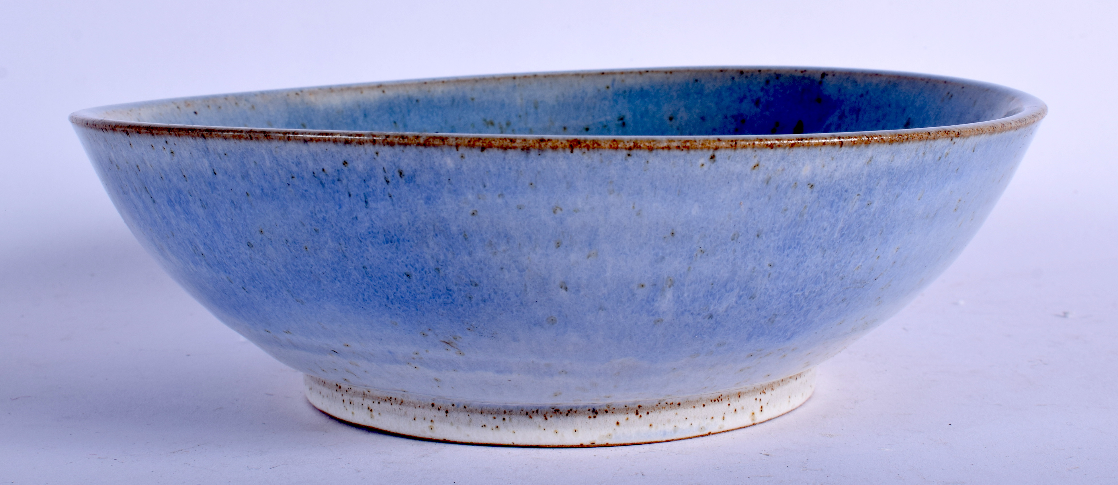 A STYLISH CONTEMPORARY JAPANESE STUDIO POTTERY BOWL C2000, probably Akiko Hirai, 20 cm diameter.