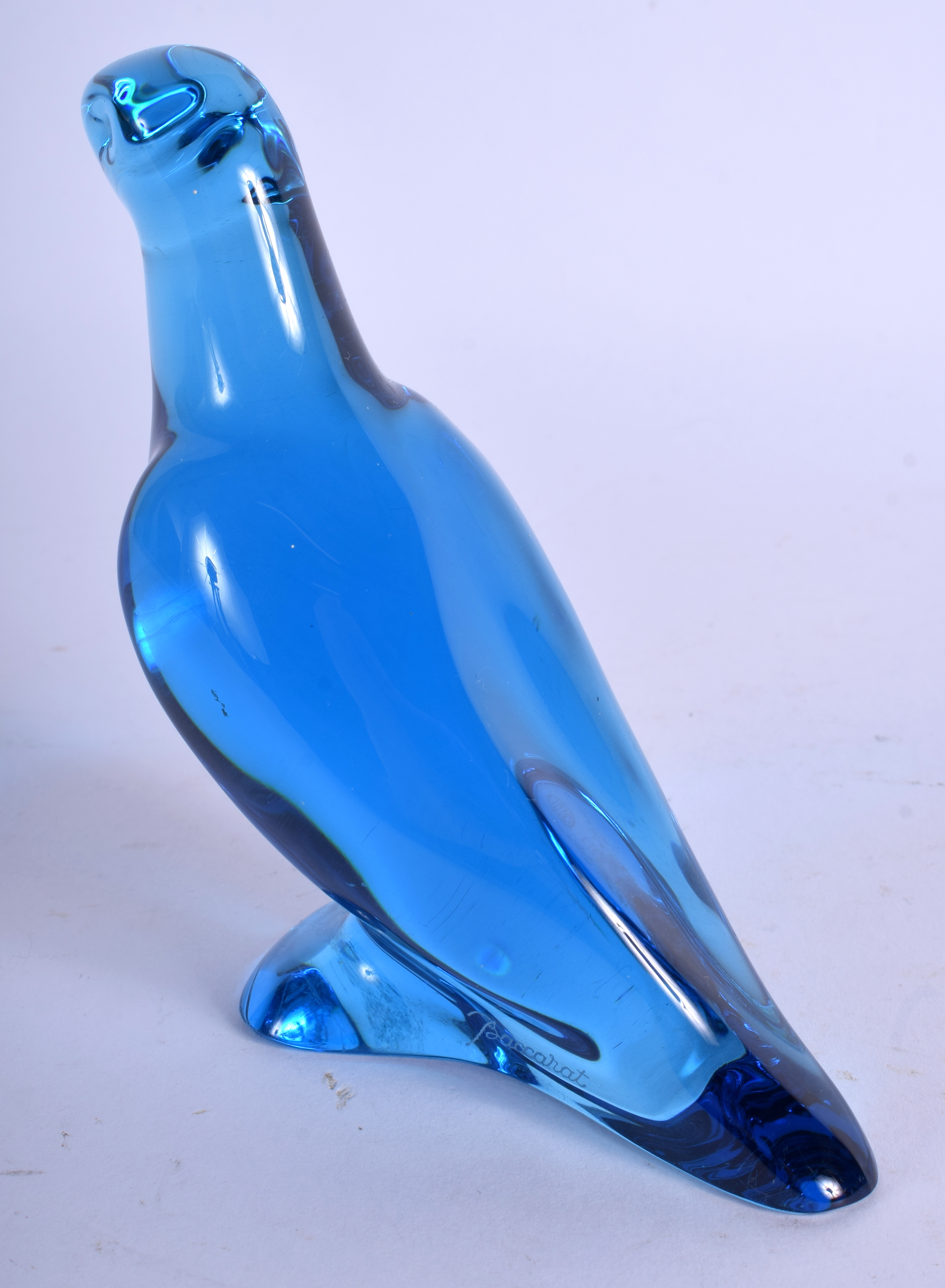 A BOXED BACCARAT GLASS BIRD. 11 cm x 8 cm. - Image 2 of 5