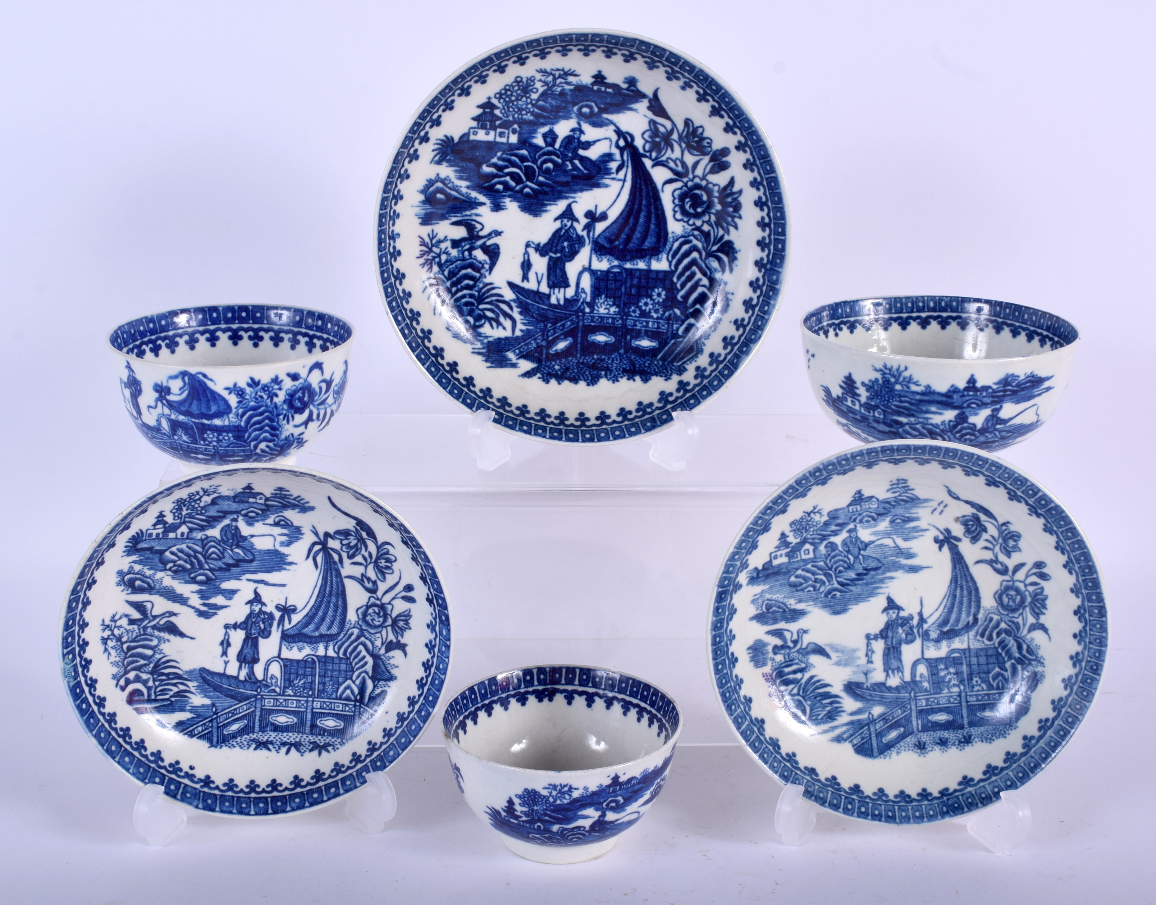 AN 18TH CENTURY WORCESTER BREAKFAST BOWL AND SAUCER together with a cormorant pattern saucer etc. (6