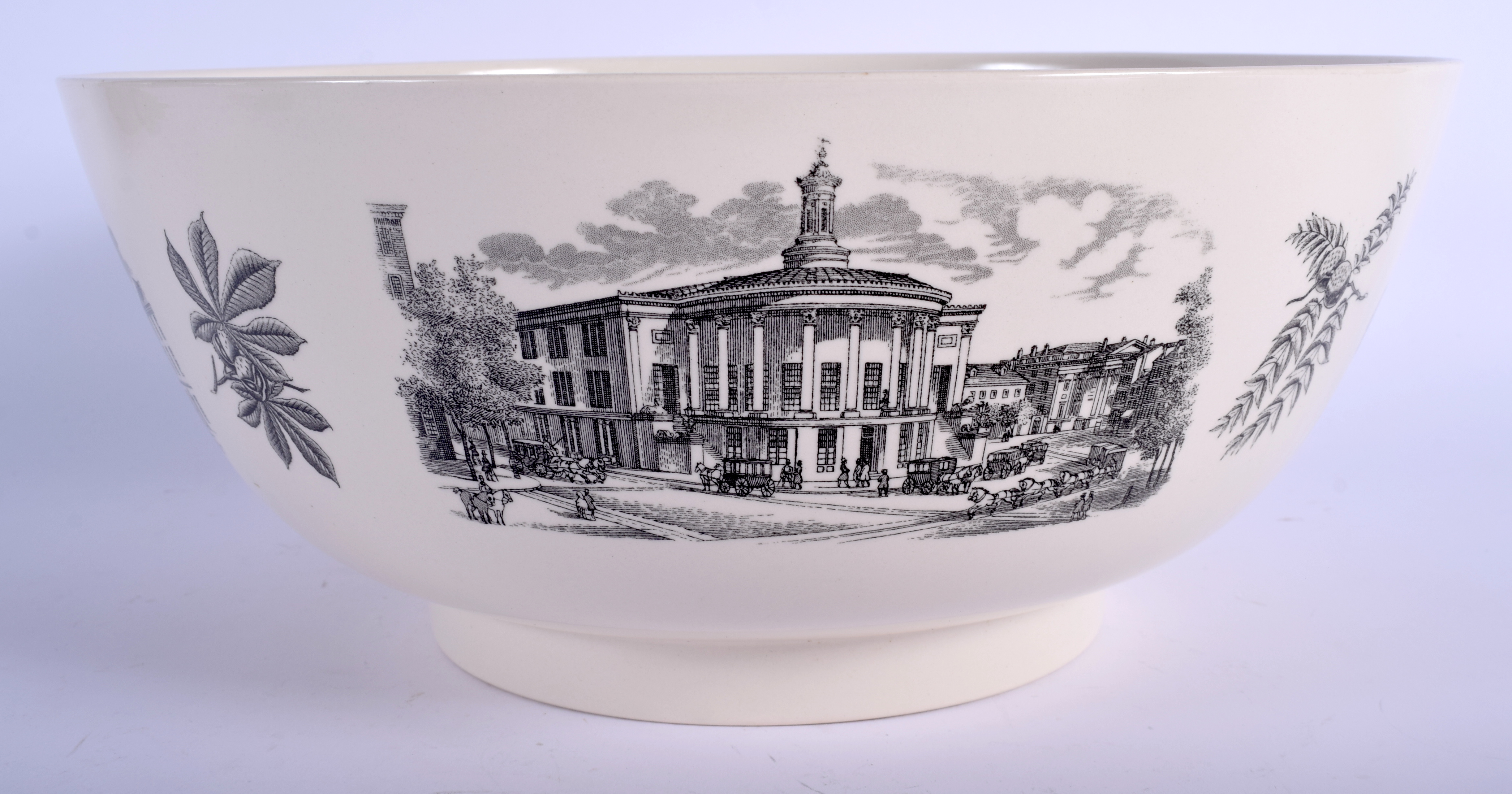 A LARGE WEDGWOOD BLACK AND WHITE PRINTED BOWL After The Philadelphia model. 30 cm diameter. - Image 2 of 4