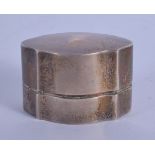 AN ANTIQUE SILVER RING BOX. 4 cm x 3 cm.