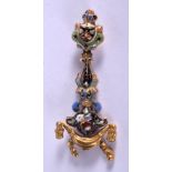 AN 18TH/19TH CENTURY CONTINENTAL GOLD AND ENAMEL PENDANT. 4 grams. 5.5 cm x 2 cm.