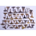 A LARGE QUANTITY OF CLOCK KEYS. (qty)