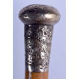 A 19TH CENTURY CHINESE EXPORT SILVER HANDLED WALKING CANE by Po Cheng, Hong Kong. 90 cm long.