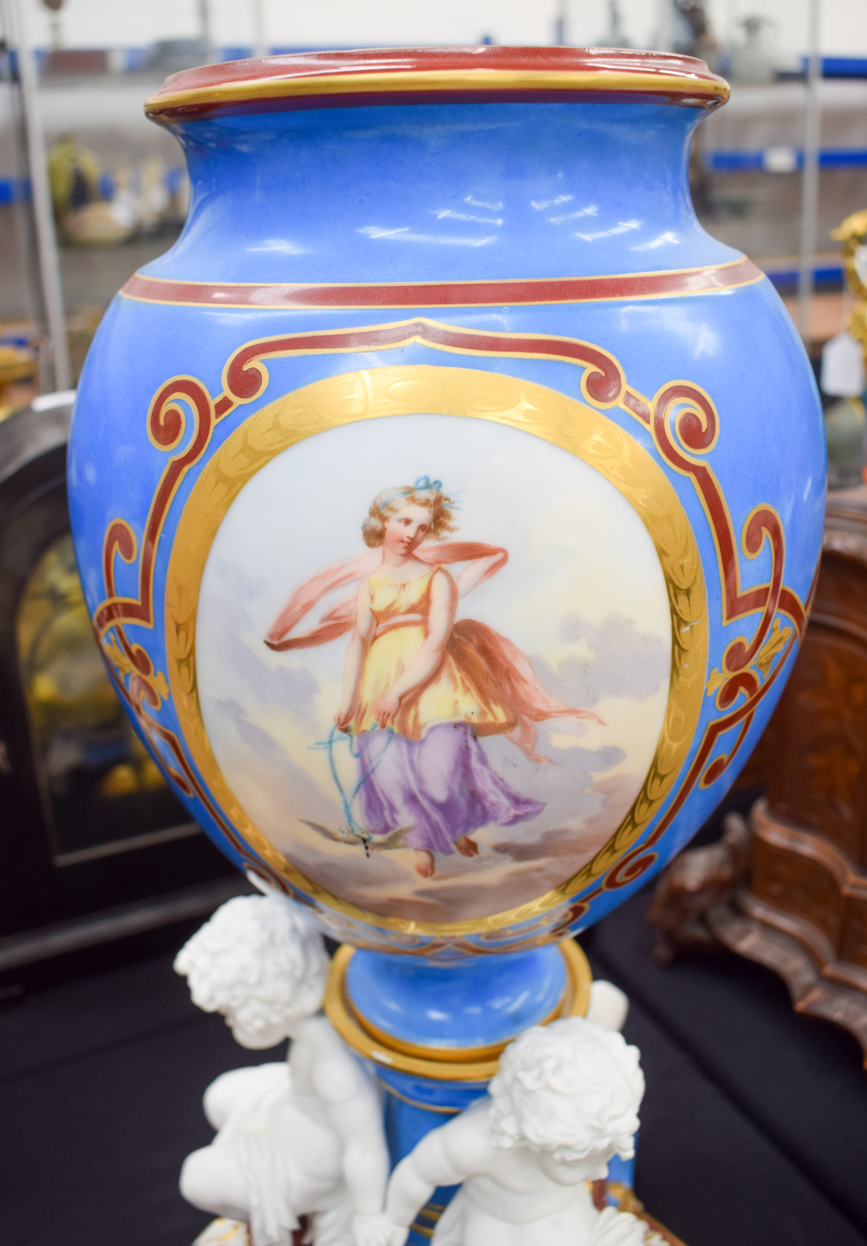 A SUPERB LARGE PAIR OF 19TH CENTURY PARIS PORCELAIN VASES painted with classical scenes, supported b - Image 11 of 20