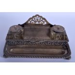 AN EDWARDIAN SILVER INKWELL. London 1903. Silver 25 oz. 21 cm x 13 cm.