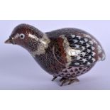 AN EARLY 20TH CENTURY CHINESE CLOISONNE ENAMEL FIGURE OF A BIRD Late Qing/Republic. 8 cm x 8 cm.