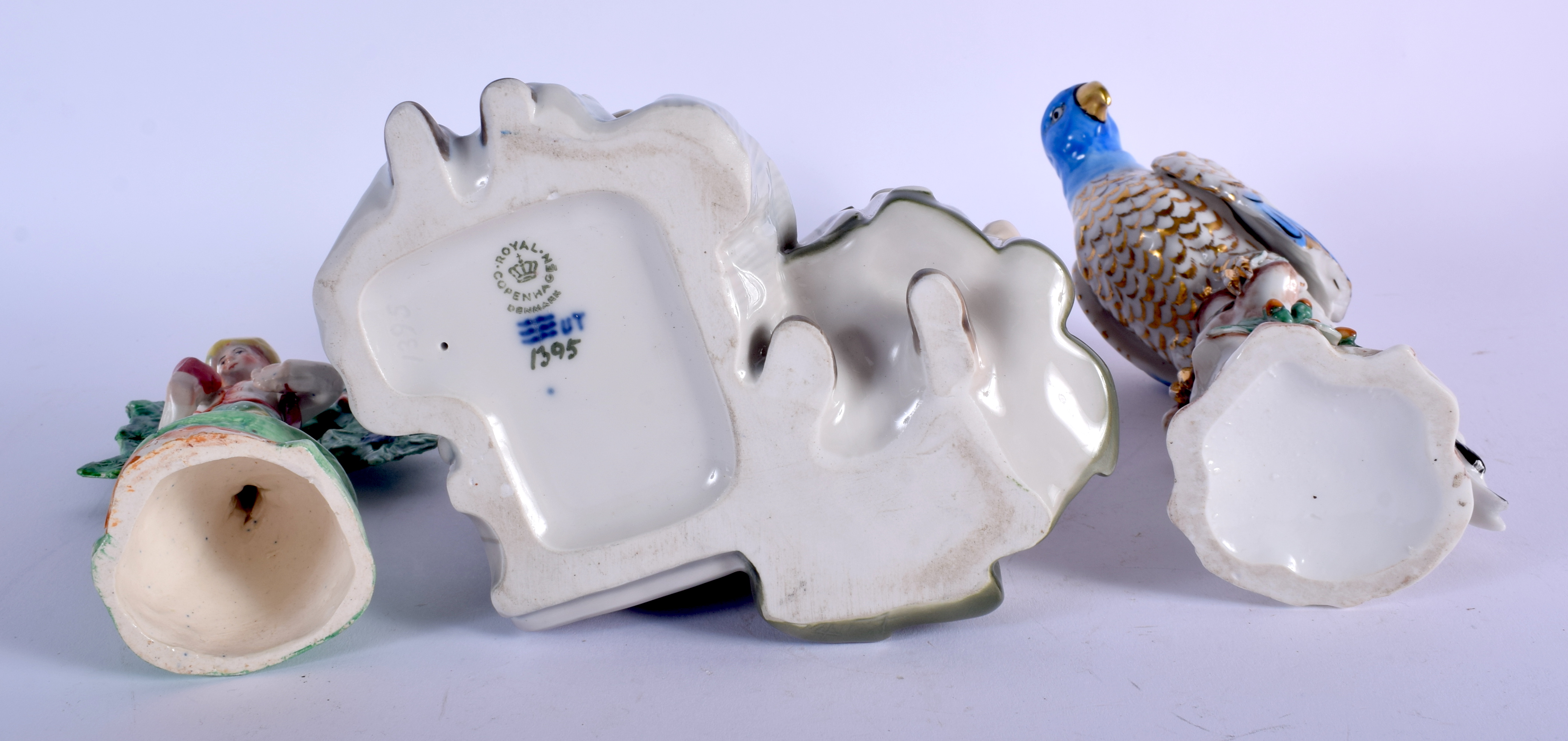 AN ANTIQUE CONTINENTAL PORCELAIN BIRD together with another figure etc. (3) - Image 3 of 3