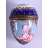 AN 18TH CENTURY STAFFORDSHIRE BILSTON ENAMEL EGG SHAPED PILL BOX painted with portraits. 7 cm x 4.5