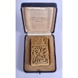 A 19TH CENTURY CHINESE CANTON CARVED IVORY CARD CASE Qing, within a fitted case. 4.75 cm x 8.5 cm.