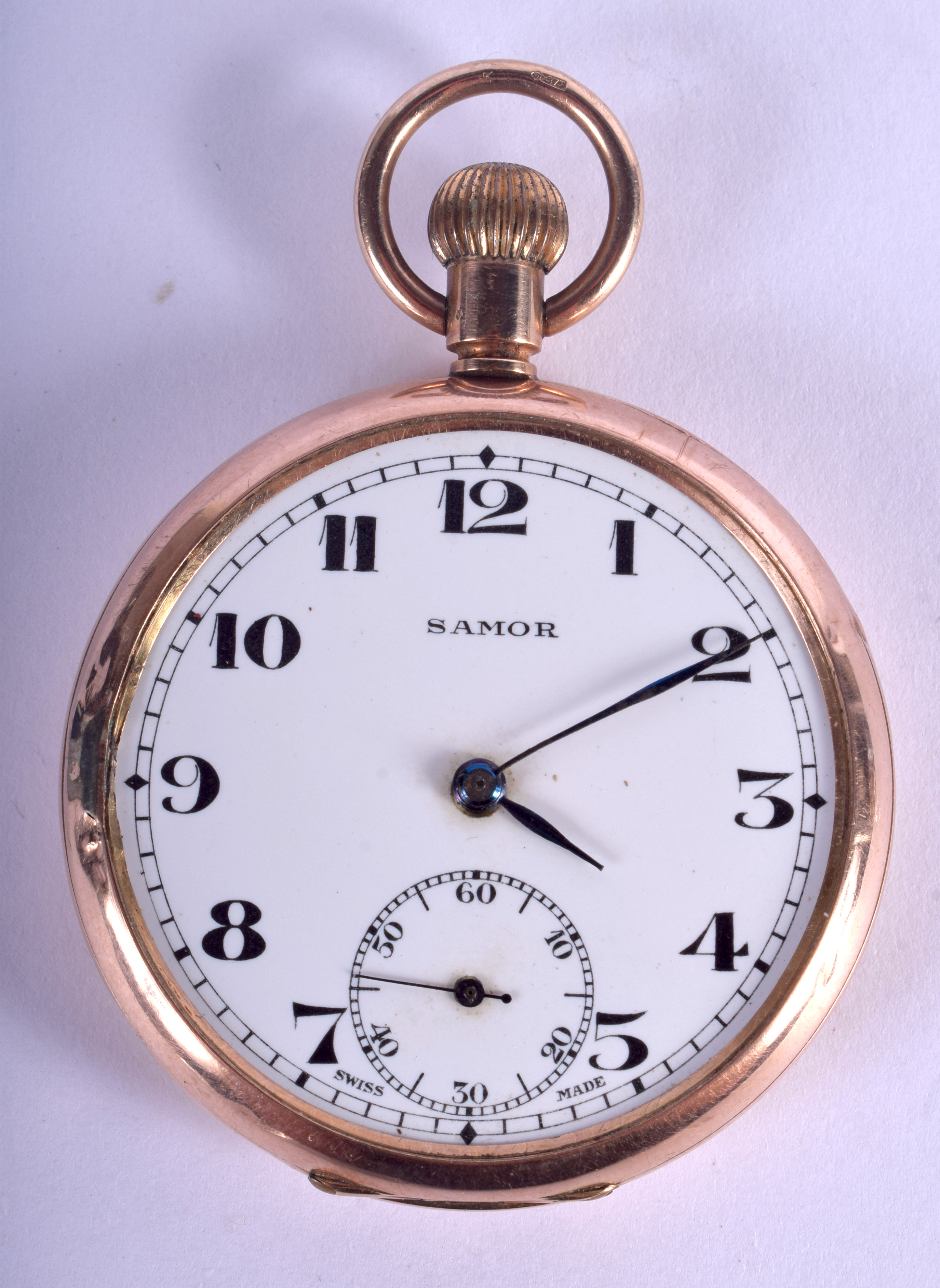 A 9CT GOLD SAMOR POCKET WATCH. 65 grams overall. 4.5 cm diameter.