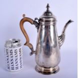 A GEORGE III SILVER COFFEE POT. London 1751. 22.4 oz. 25.5 cm high.