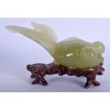 AN EARLY 20TH CENTURY CHINESE CARVED JADE FISH Late Qing. 15 cm x 6 cm.