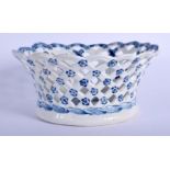 Bow pierced basket painted with flowers. 15 cm wide.