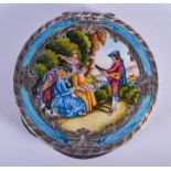 AN EARLY 20TH CENTURY EUROPEAN SILVER AND ENAMEL COMPACT. 91 grams. 6.5 cm diameter.