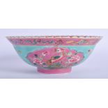 A 1920S CHINESE FAMILLE ROSE NONYA STRAITS SCALLOPED BOWL painted with birds. 14 cm wide.