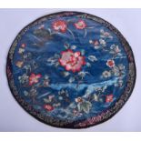 A LARGE EARLY 20TH CENTURY CHINESE SILKWORK ROUNDEL Late Qing. 42 cm diameter.