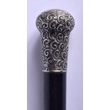 AN ANTIQUE ENGLISH SILVER MOUNTED WALKING CANE decorated with foliage. 86 cm long.