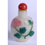 AN EARLY 20TH CENTURY CHINESE PEKING GLASS SNUFF BOTTLE AND STOPPER Late Qing. 7 cm x 3.5 cm.