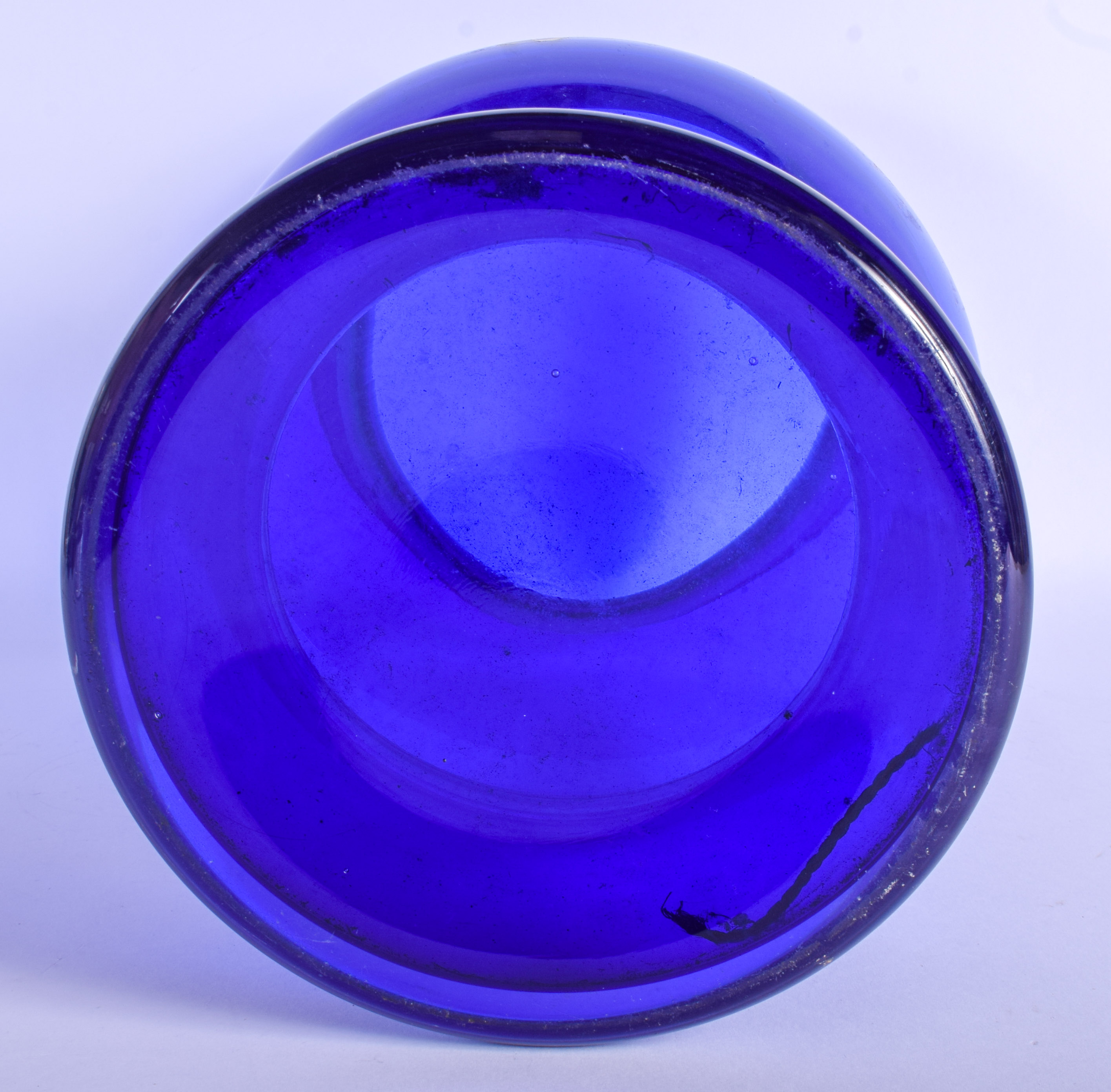 A LARGE BRISTOL BLUE GLASS VASE. 37 cm x 16 cm. - Bild 3 aus 3