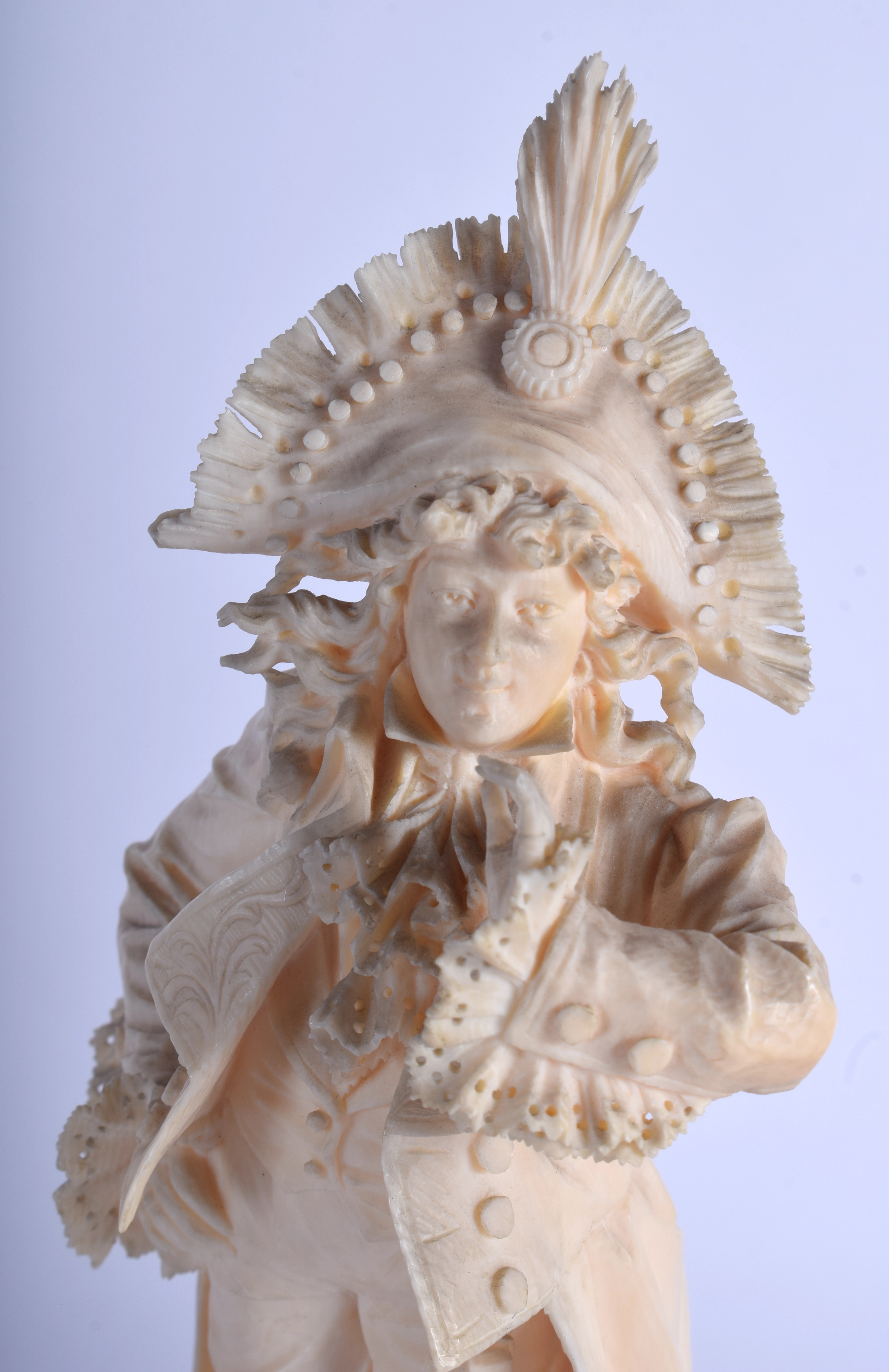 A PAIR OF 19TH CENTURY EUROPEAN CARVED DIEPPE IVORY FIGURES modelled as a dandy and female upon cyli - Image 5 of 5