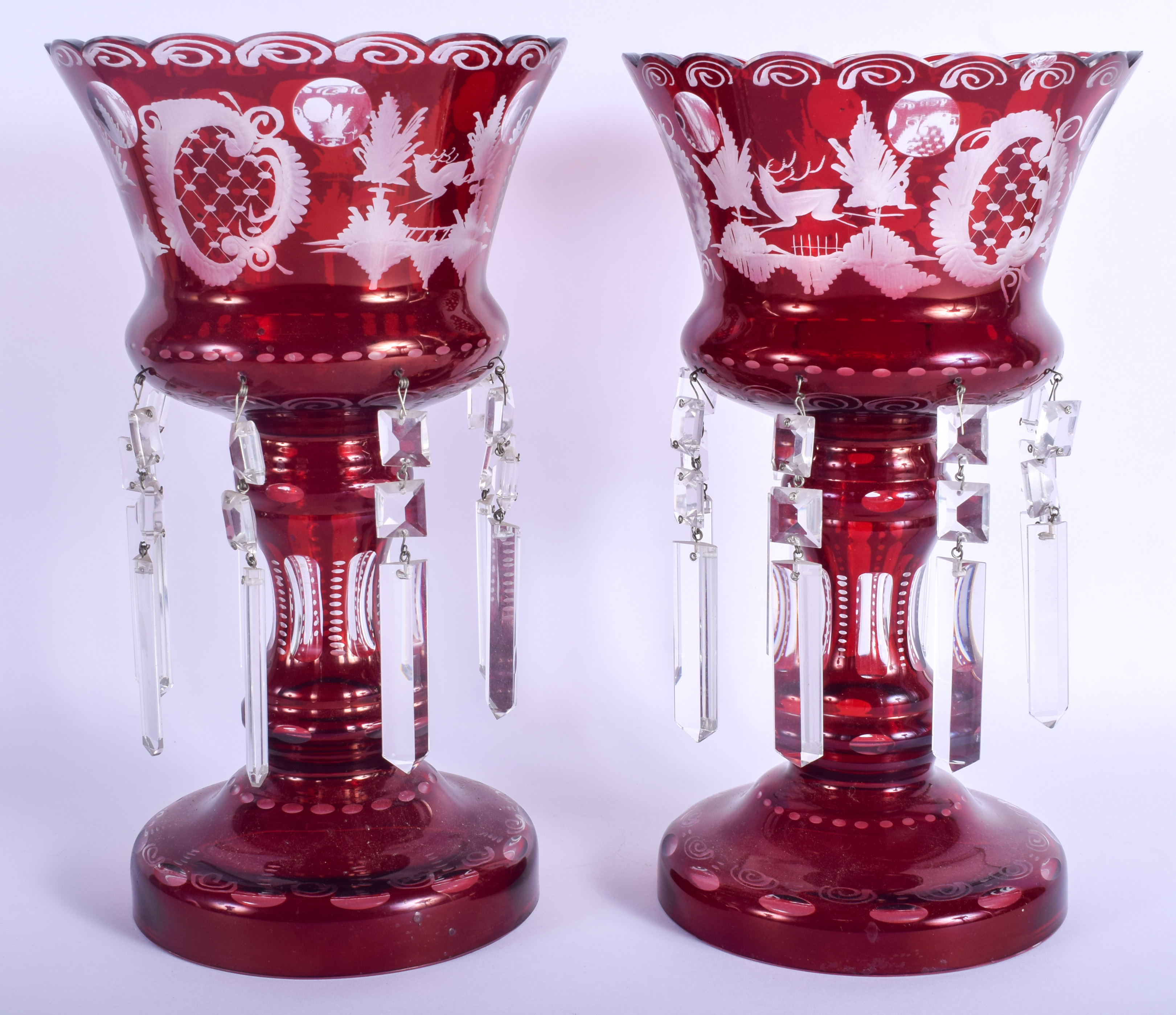 A PAIR OF ANTIQUE CRANBERRY GLASS LUSTRES decorated with hunting scenes. 31 cm high. - Bild 2 aus 2