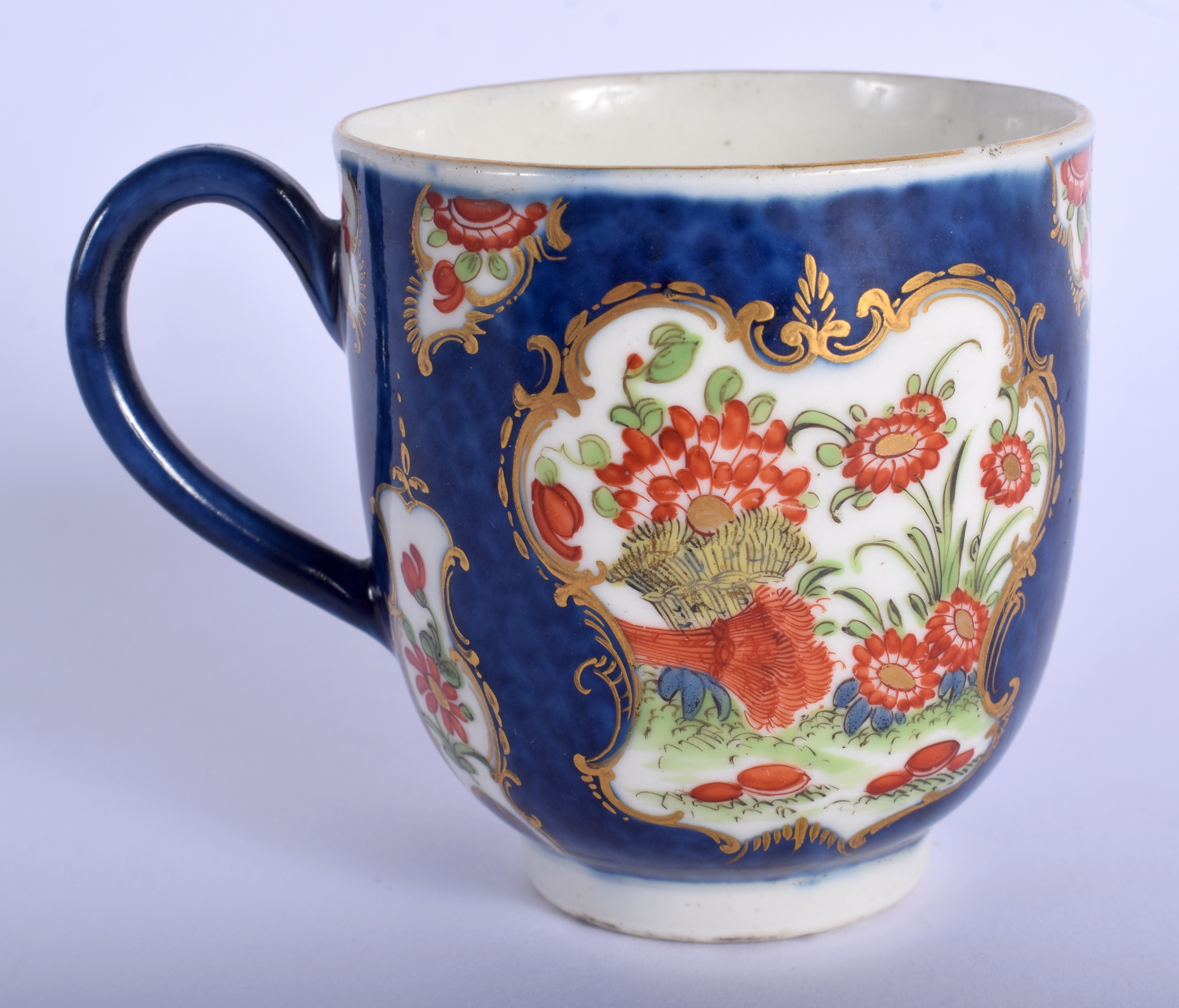 18th c. English porcelain coffee cup probably Worcester. 6.5cm high - Bild 2 aus 3