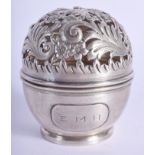 AN AMERICAN THEODORE STARR SILVER STRING BOX. 92 grams. 8 cm x 6 cm.