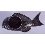 A VINTAGE SILVER FISH SALT. 24 grams. 6.5 cm wide.